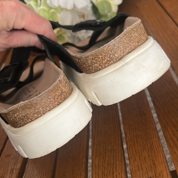 BIRKENSTOCK🌻Papillio ARIZONA Slide Footbed Black/White SANDAL 39 EUR/8-8.5 US - Picture 6 of 9